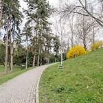 Blueground Rostovska Str Renovated Furnished Prg-19 Апартаменты *