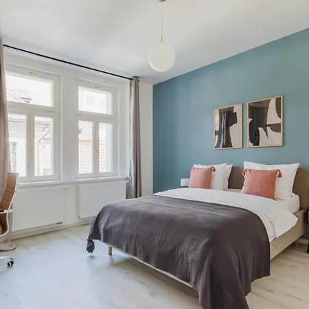 Blueground Rostovska Str Renovated Furnished Prg-19 Praga