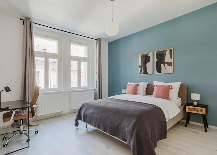 Blueground Rostovska Str Renovated Furnished Prg-19 Praha